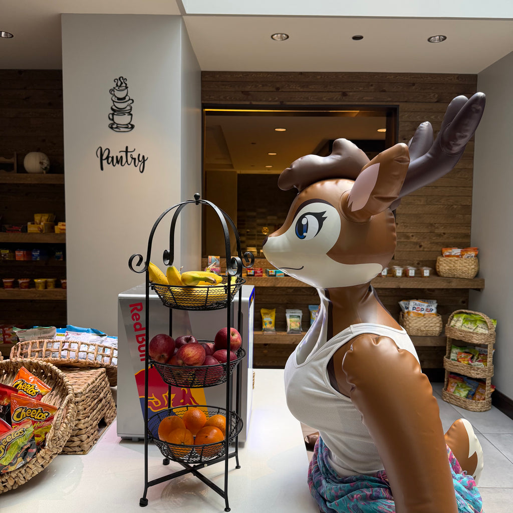 🦌 6ft tall Willow Doe and Her Friends