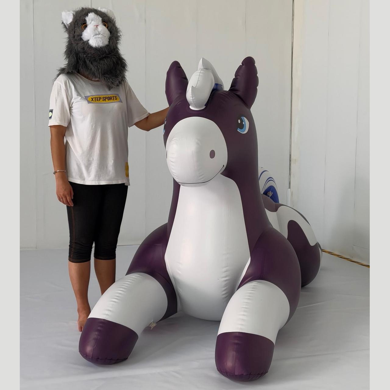 Velaris Horse - 99"/252cm Long