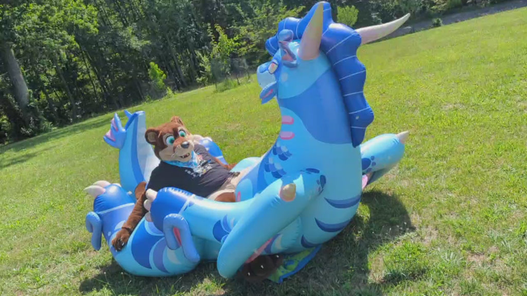 10’ Lounging Dragon Deluxe Inflatable Ride-On – 305 cm
