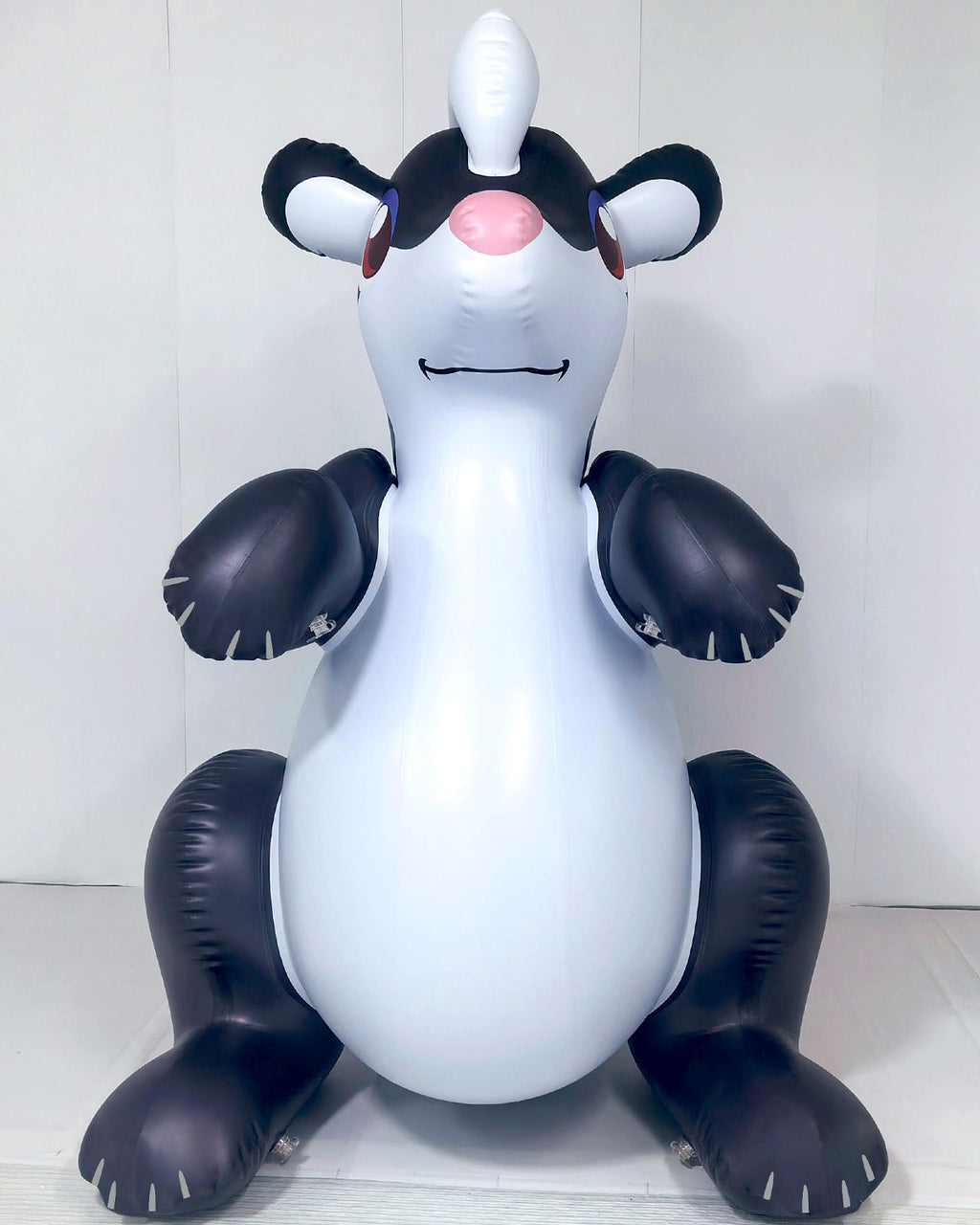 Skunk - 61" Tall *PVC*